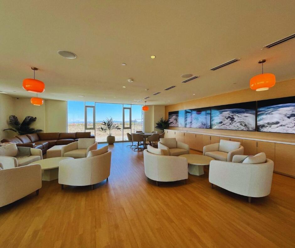 Apartment Casa Nube With Beach Club, Pickleball Court , Gym & Spa, Near Airport & Las Vegas Strip